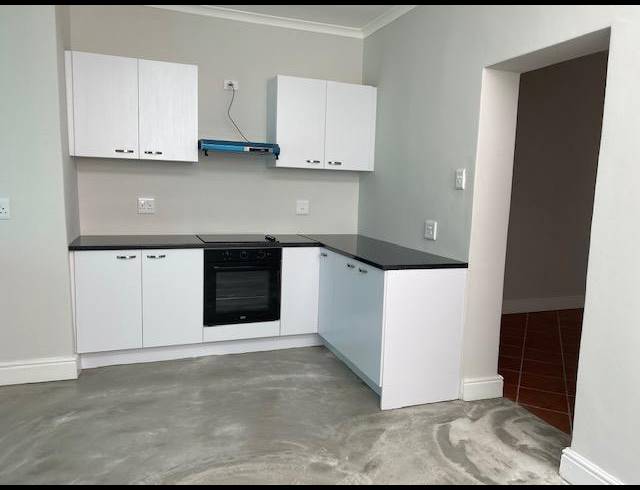 1 BEDROOM HOUSE FOR SALE IN WOODSTOCK